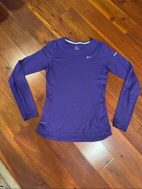 Nike Dri fit long sleeve size small.